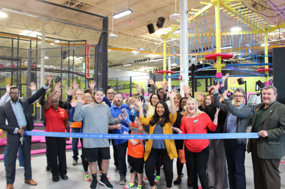 On March 4, Urban Air opened it’s newest location in Buford, GA. They celebrated the occasion with a ribbon cutting!