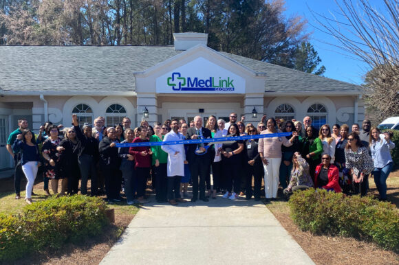 On March 17, 2022 Medlink Gwinnett celebrated their new facility with a ribbon cutting!