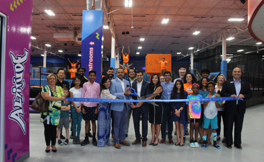 Altitude Lawrenceville Celebrated Jumping into Sugarloaf Mills with a Ribbon Cutting on May 27! Altitude Lawrenceville Celebrated Jumping into Sugarloaf Mills with a Ribbon Cutting on May 27!